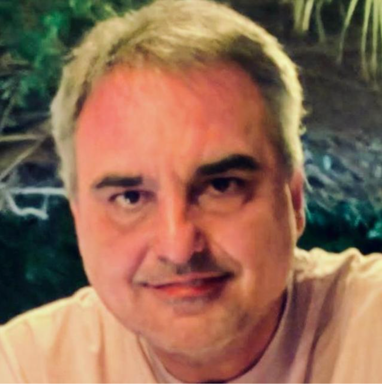 Dr. Marcelo Ventura - Médico Radiologista 